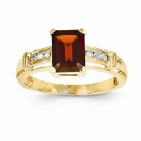 14k Yellow Gold Garnet and White Topaz Square Ring