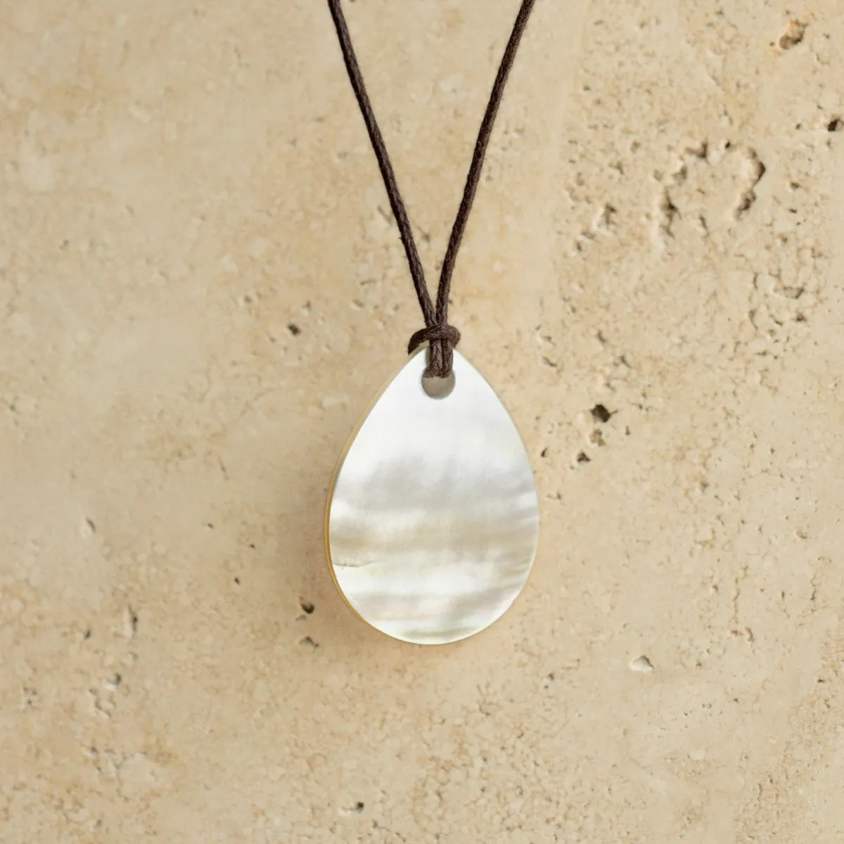 Mother of Pearl Nacre Necklace
