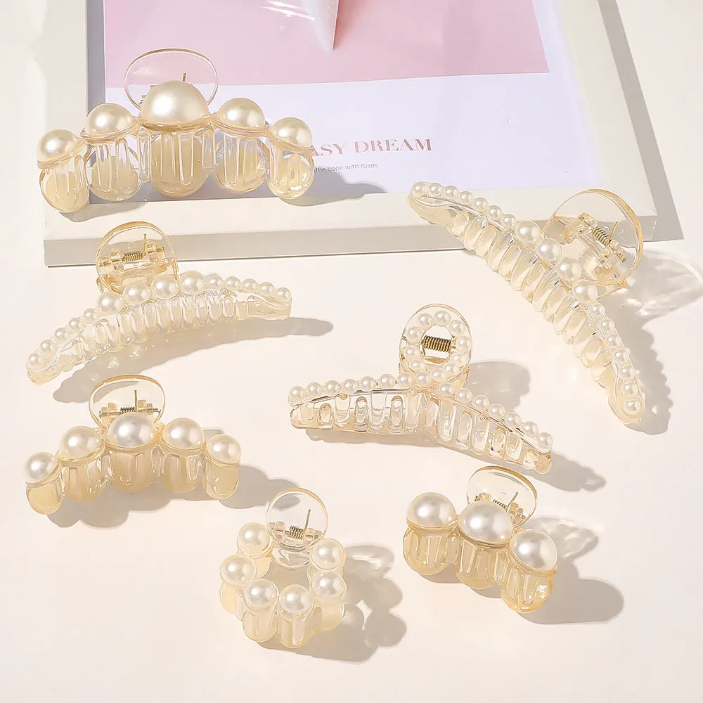 Pearl Hair Claw Clip