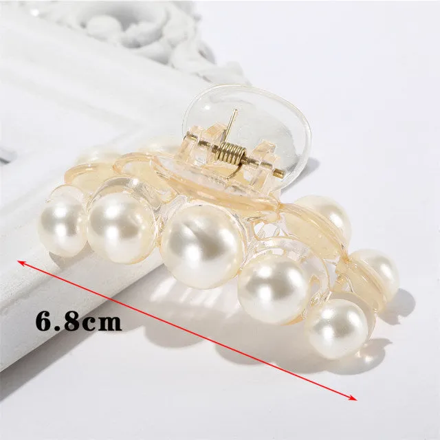 Pearl Hair Claw Clip