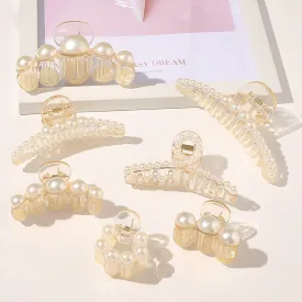 Pearl Hair Claw Clip