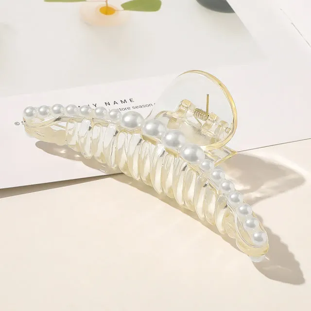 Pearl Hair Claw Clip