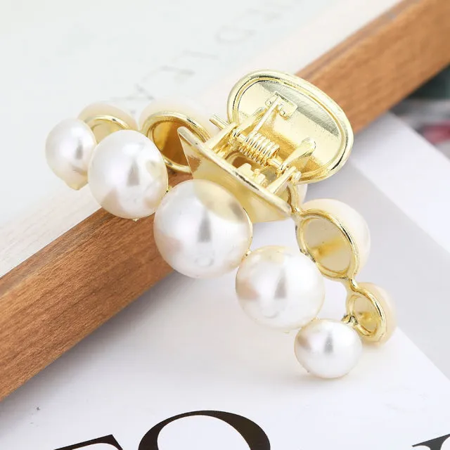 Pearl Hair Claw Clip